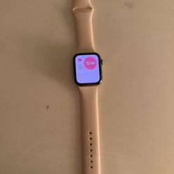 Gold apple watch series 6 