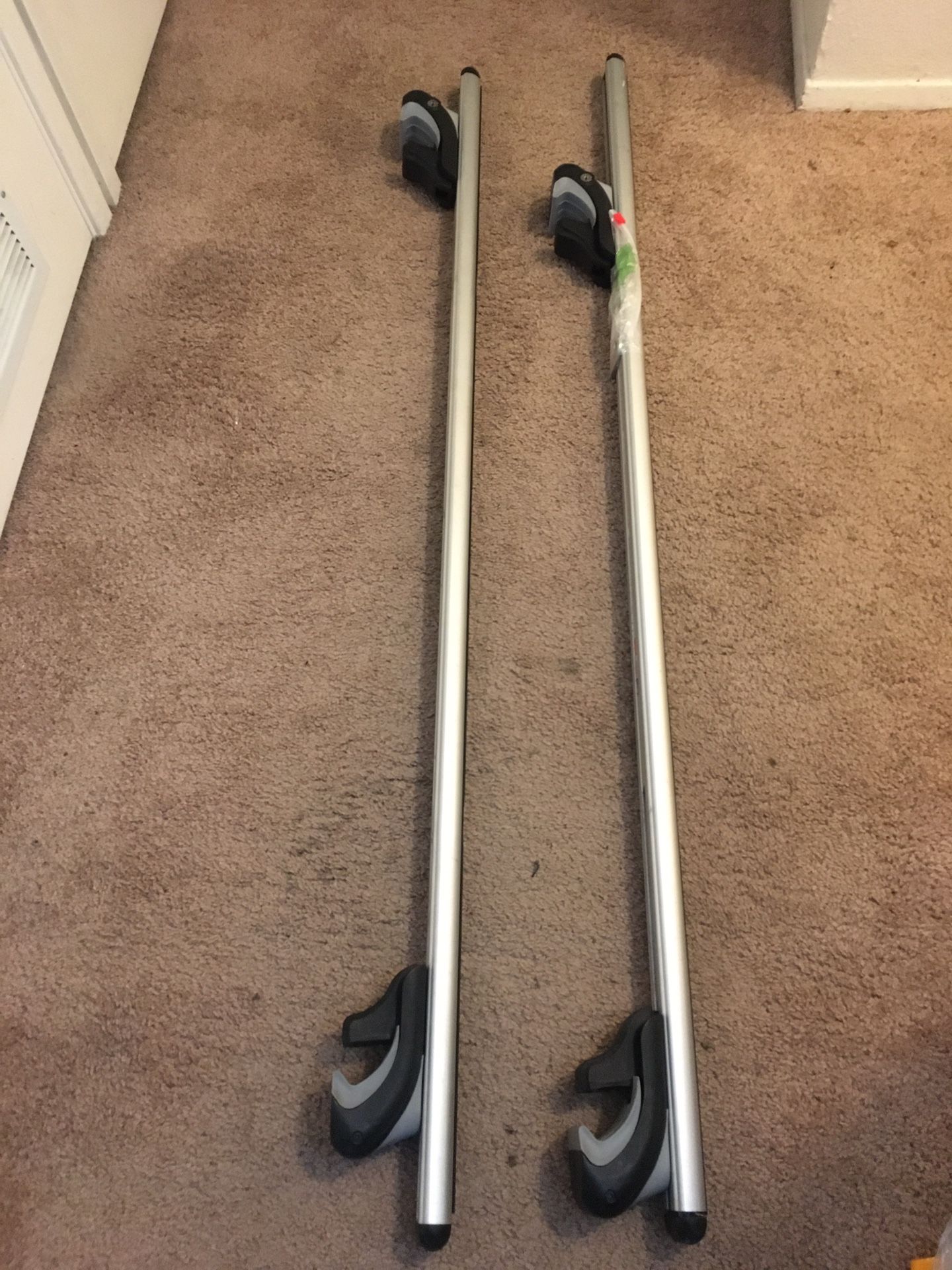 Adjustable Roof rack Crossbars for Sale in Tigard, OR OfferUp