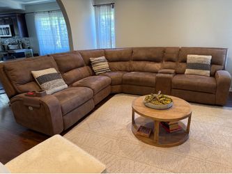 Sectional couches