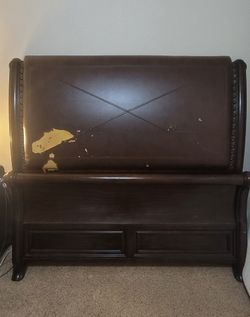 Wood sleigh bed | Perfect for furniture flip!