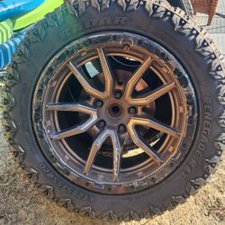 285 55r 20 Radar Renegade RT Tire With Rim 