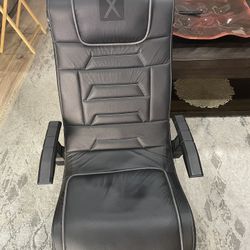 X Rocker Pro Series H3 wireless gaming floor rocker