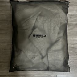 Essentials Light Oat Size Small