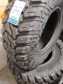 New set of tires mud terrain 35 1250 17 lt