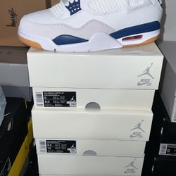 Jordan 4 SB Navy