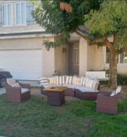 Outdoor Wicker Patio Sectional Set with Coffee Table display model outdoor patio furniture 🚛🚎☑️🆕