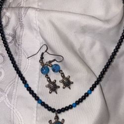 Hematite Collar Necklace With Turtle And Earrings 
