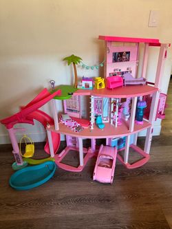 Barbie Dream House