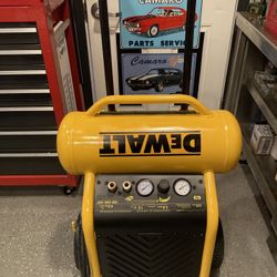 Air Compressor Dewalt.