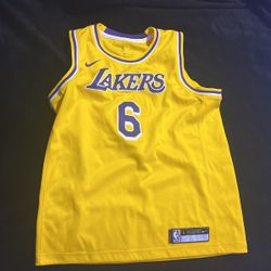 Lebron James ‘6’ Jersey