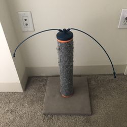 cat scratching post