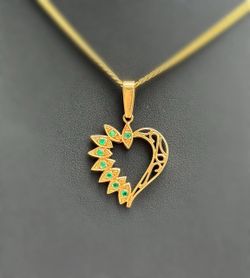 Jewelry 18k solid yellow gold heart emerald stone 0.40CTW Pendant charm