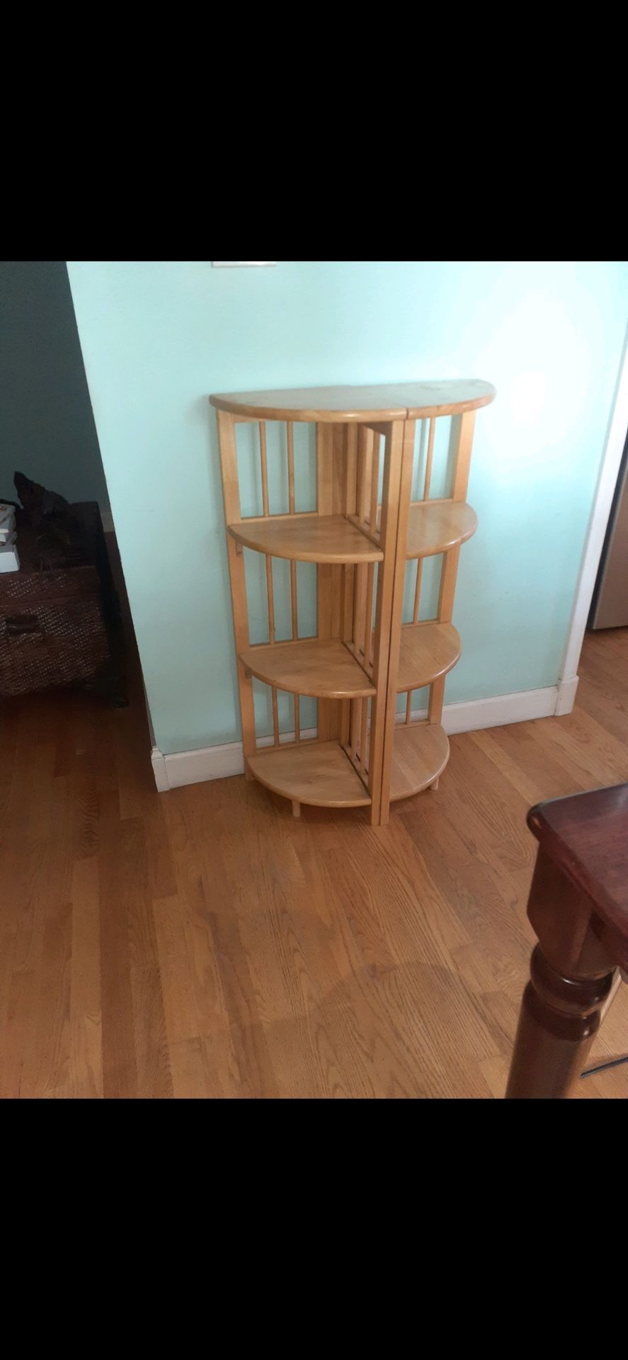 2 Wooden Stable Collapsible Shelves