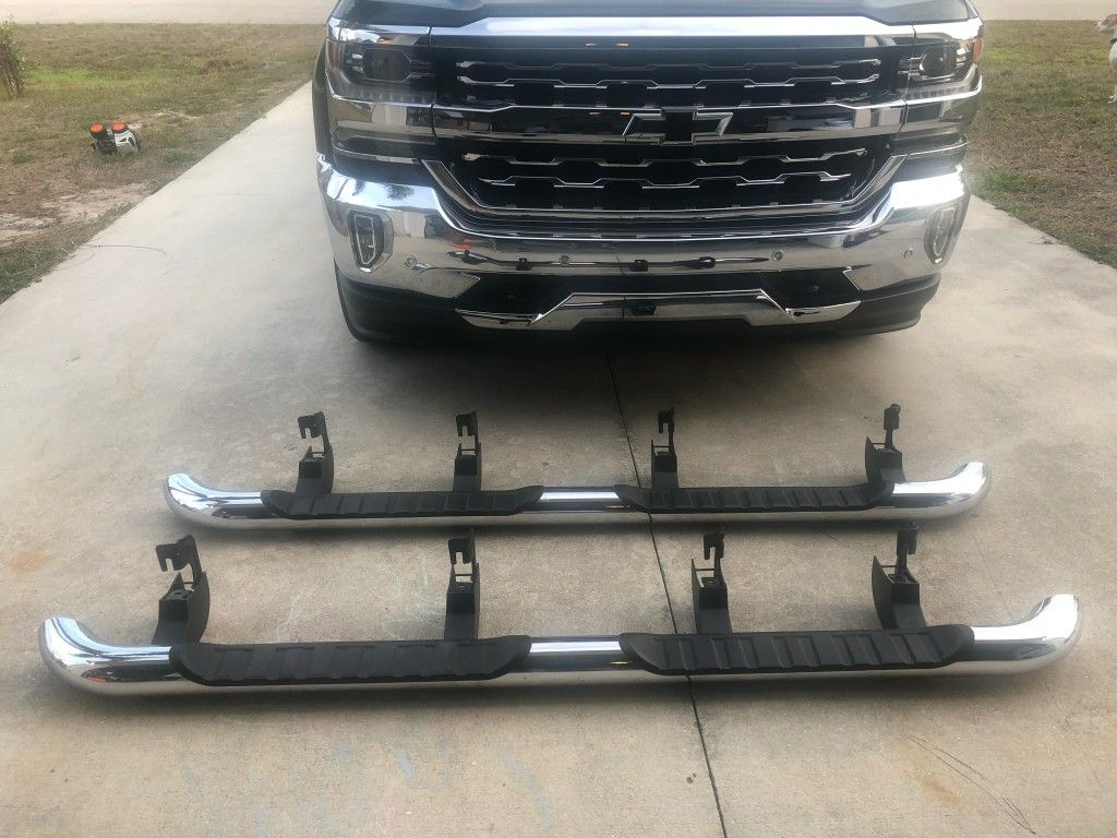 Running boards/Nerf bars 5"