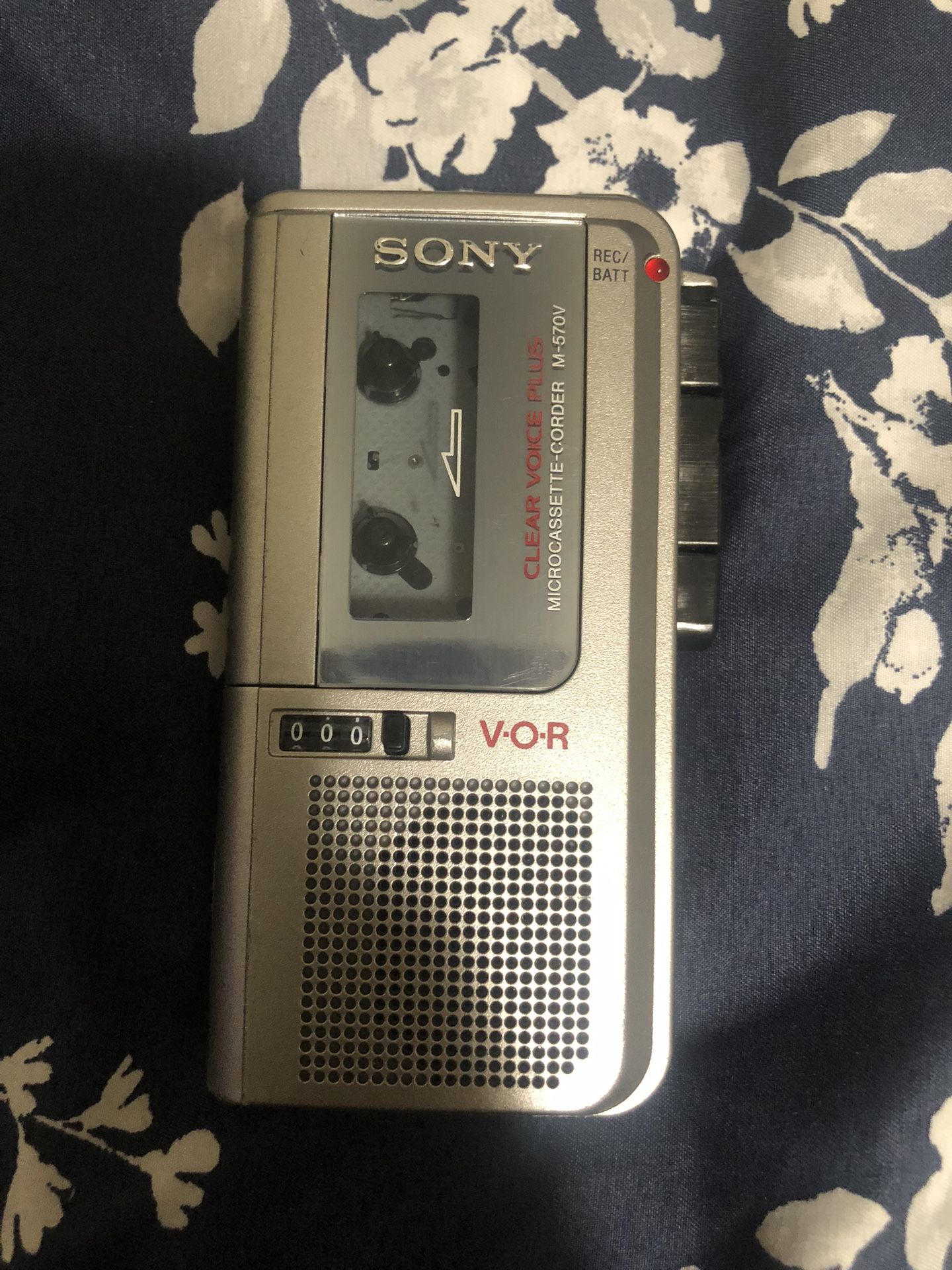 Sony M-570V