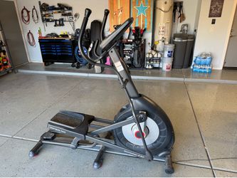 Schwinn 430 Elliptical machine