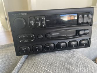 Ford Cassette Radio