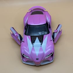 Jada 1/32 Scale 33079 - Pink Ranger & Toyota FT-1 Concept (Power Rangers) Pink