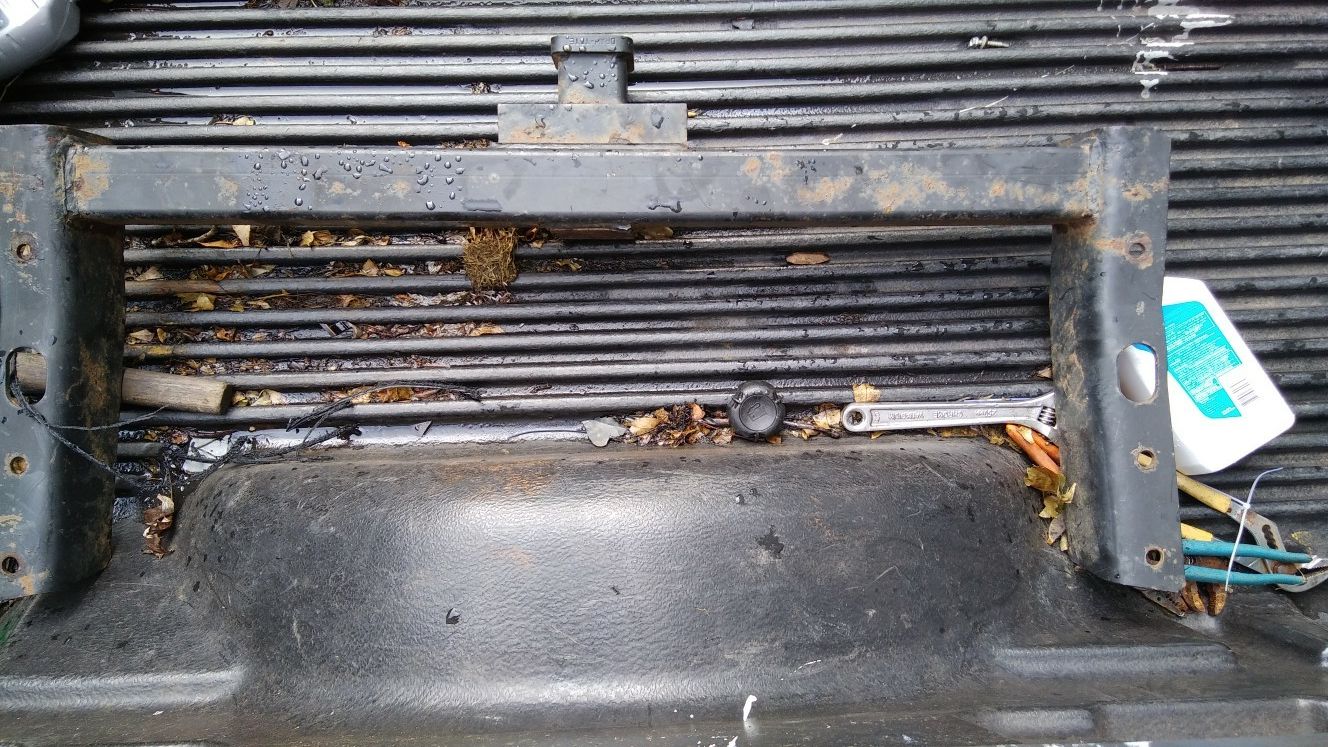 Chevrolet pickup , surburban trailer hitch