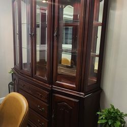 China Cabinet 