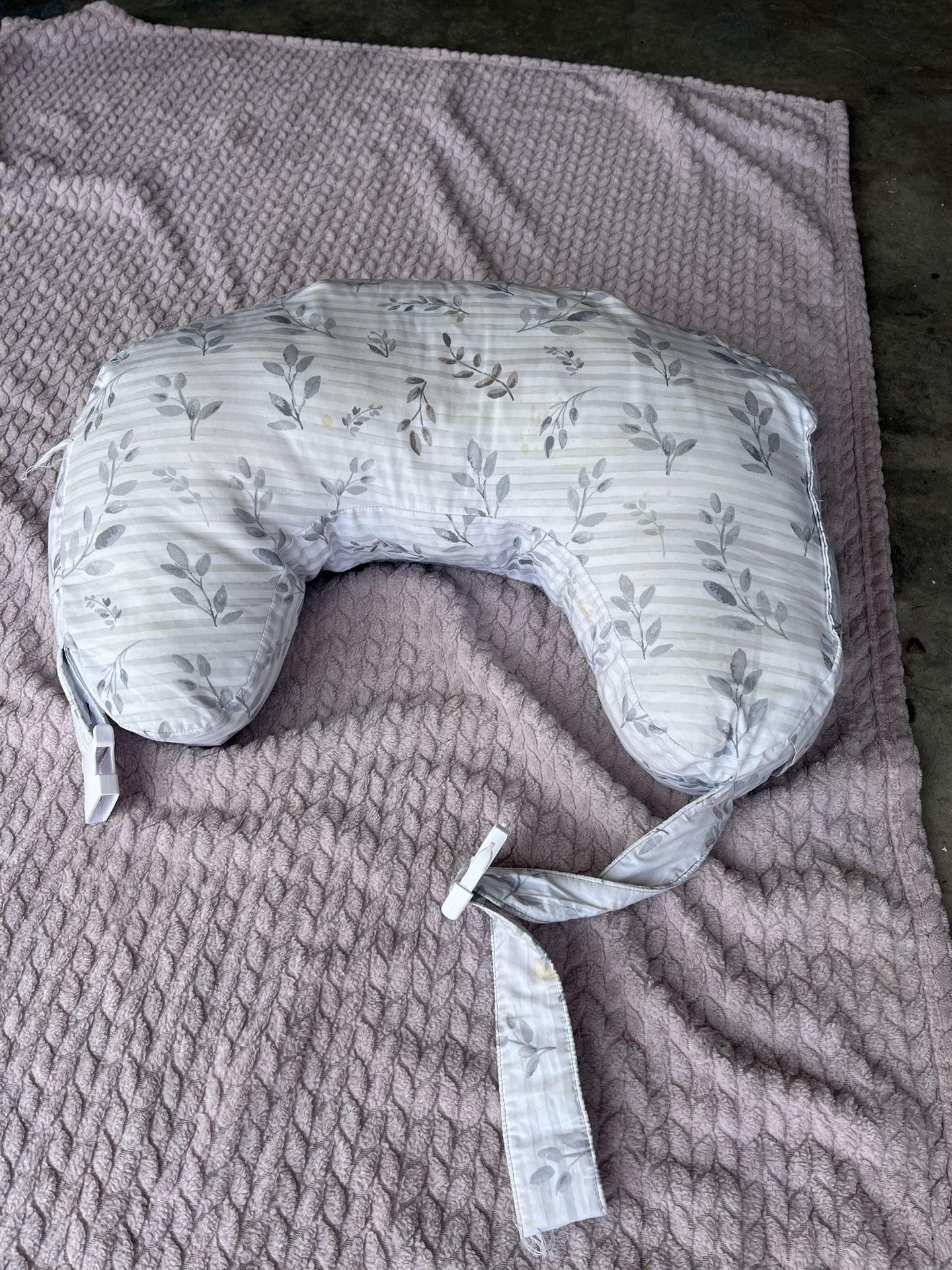 Breastfeeding Boppy