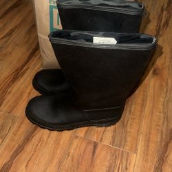 Rain Boots Size 7