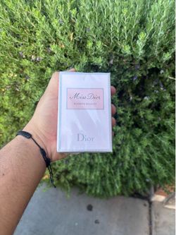 Women perfume/perfume de mujer