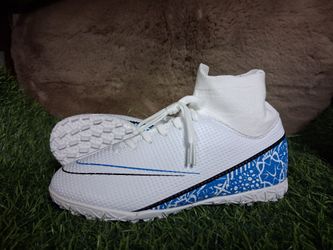 Turf soccer cleats us size 3.5youth