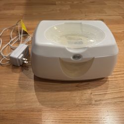 Munchkin Warm Glow Baby Wipe Warmer – Works Great