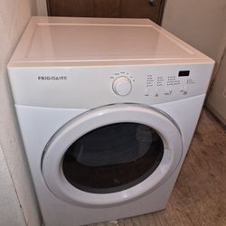 Nearly New Electric Dryer