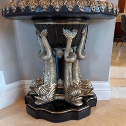 Walk Décor Table