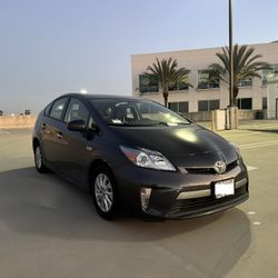 2014 Toyota Prius Prime Plug-In Hybrid
