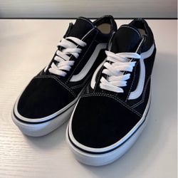 Vans Black And White 