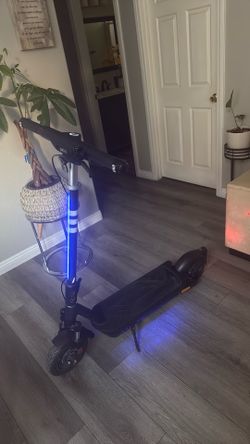 NEON ULTRA OKAI E-SCOOTER