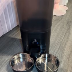 WiFi Connected Duel Bowl Pet Feeder