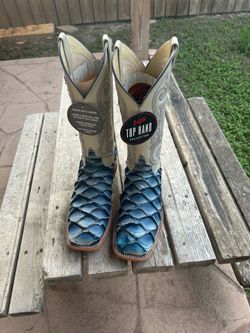 Horsepower boots