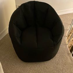 Bean Bag Chairs 10 Total Brand New. 