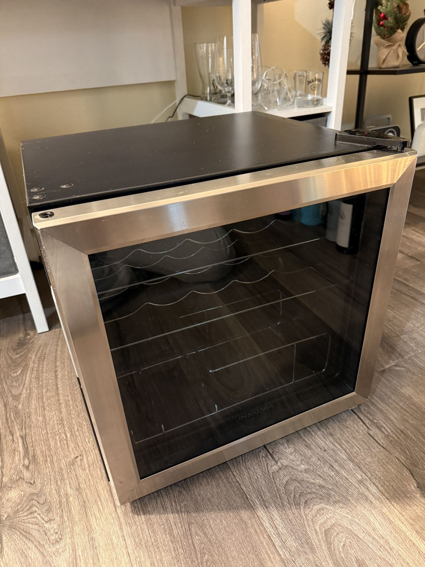 Insignia Wine Cooler 