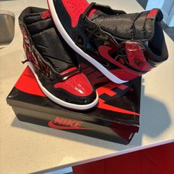 Air Jordan 1 Retro High OG Patent Bred