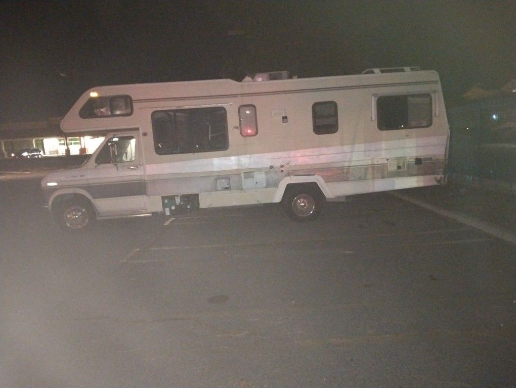 86 Coachman Rv
