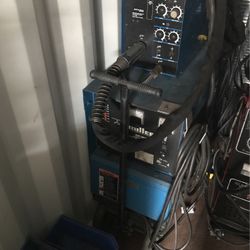 Aluminum Wire Feed Welder 