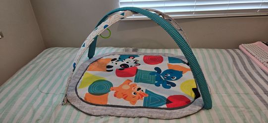 Baby play gym mat $10