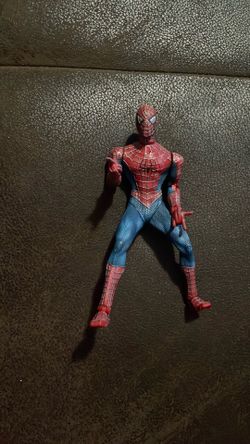 Spider-Man Marvel The Movie Tobey Maguire Poseable 6” Figure ToyBiz 2002