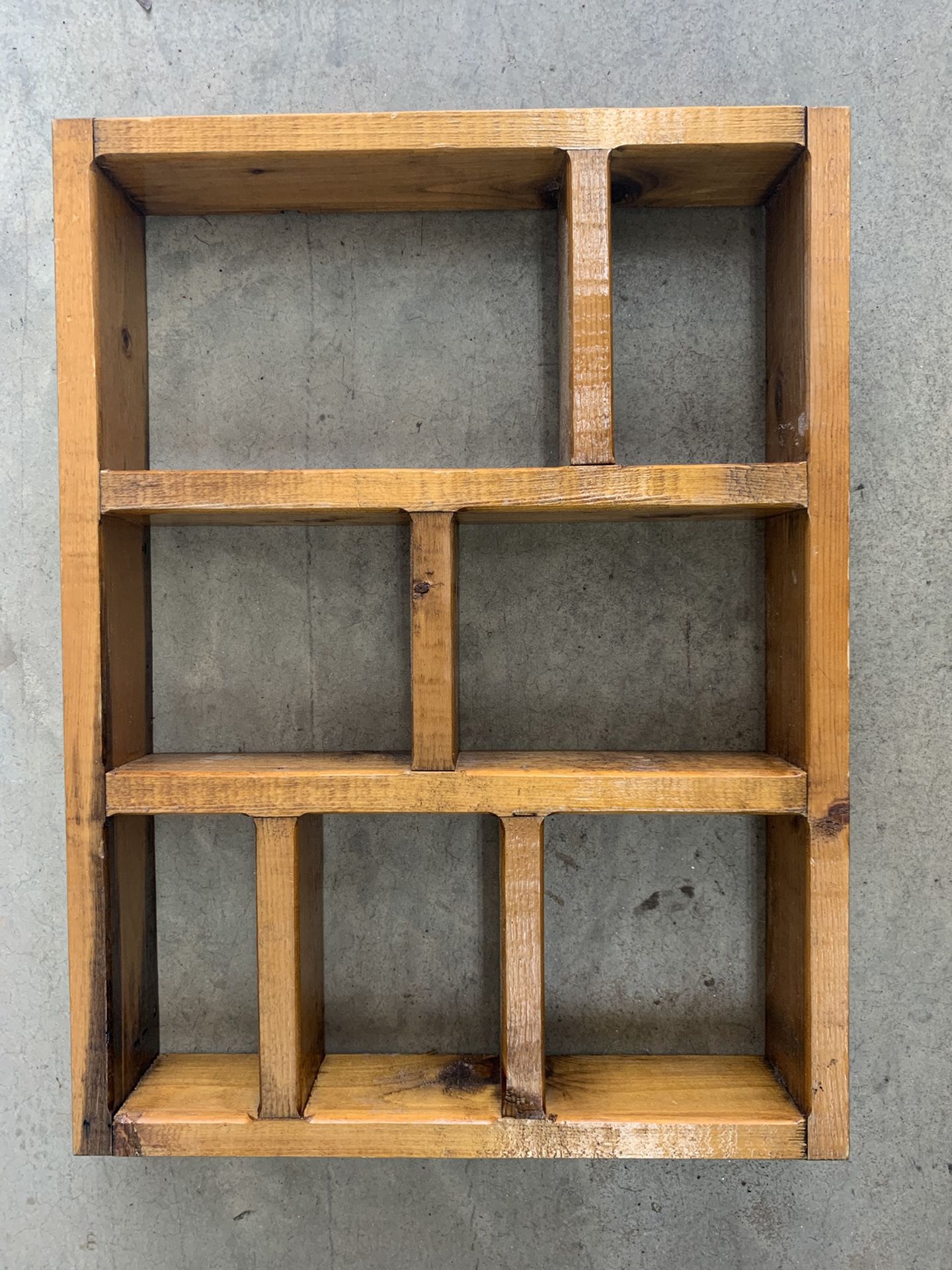 Wood Shelf (Wall Mountable)