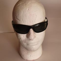 Suncloud Nomad polarized sport wrap sunglasses. Pre-owned, good shape, 
no scratches.
Please see the photos