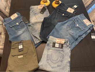 Mens 35,36,38 True Religion shorts
