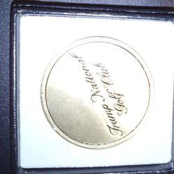 Authentic! DONALD J TRUMP National Golf Club Collector's Coin RARE!
