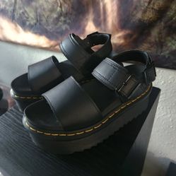 Womens Dr. Martens Voss Platform Sandal