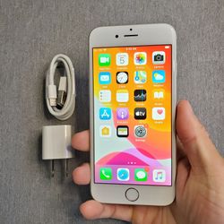 iPhone 6s - UNLOCKED - Like New  