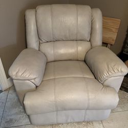 Recliner 